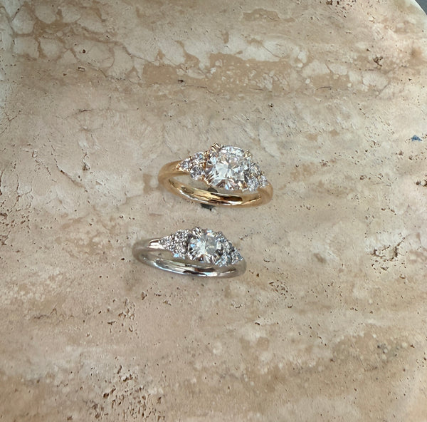 Cushion CARLOTTA Verlobungsring - MONANO Schmuckmanufaktur